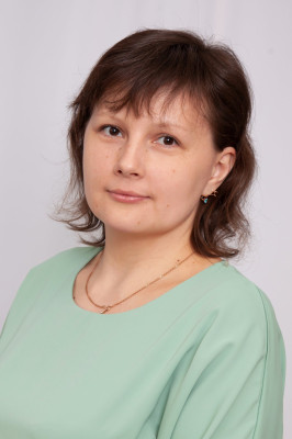 Воспитатель Вахрушева Наталья Олеговна Воспитатель Вахрушева Наталья Олеговна