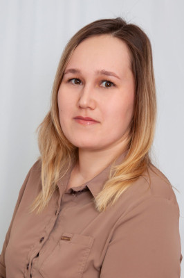 Воспитатель Карачарова Екатерина Валентиновна Воспитатель Карачарова Екатерина Валентиновна